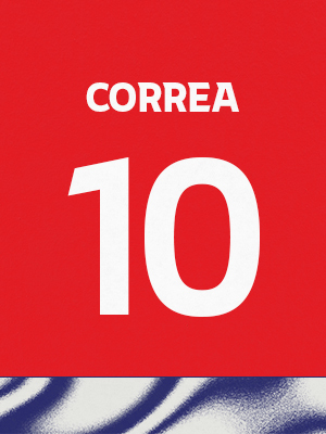Dorsal de color rojo con el nombre 'Correa' y el número 10 en blanco, sobre un borde inferior con patrón ondulado azul y blanco.