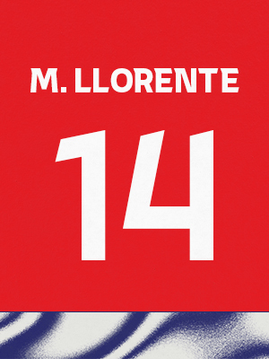 Dorsal de color rojo con el nombre 'M. Llorente' y el número 14 en blanco, sobre un borde inferior con patrón ondulado azul y blanco.
