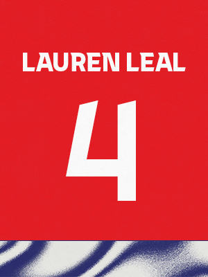 Dorsal de color rojo con el nombre 'Laurenleal' y el número 4 en blanco, sobre un borde inferior con patrón ondulado azul y blanco.